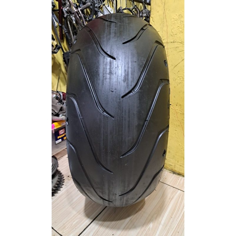 Ban Michelin scorcher 240/40-18