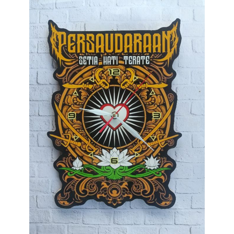JAM DINDING PSHT Figora SH TERATE PUSAT MADIUN PAJANGAN UKIR KAYU WALL DECOR KAMAR RUANG TAMU UNIK