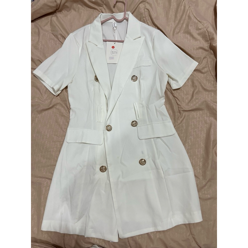 Outer Baju/Blazer Putih/Dress