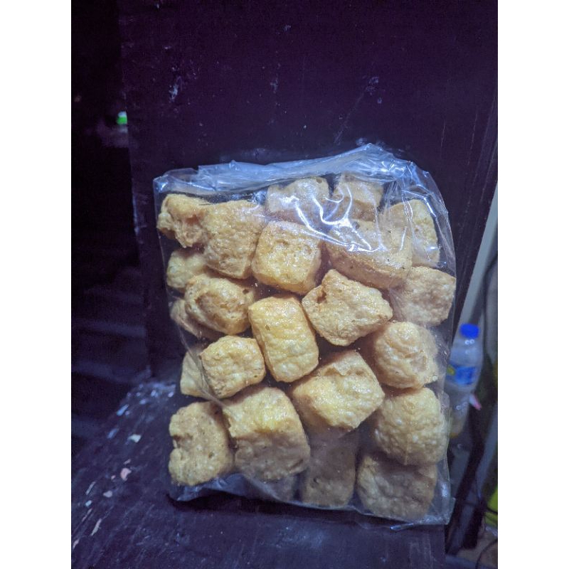 

Tahu Dadu Kering Merk Cmr Asli Bandung 100% Isi 30 Pcs Gurih Kriuk Nikmat!!