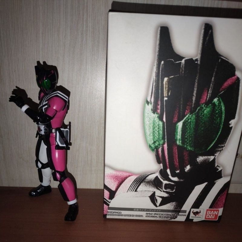 SHF Shinkocchou Seihou Kamen Rider Decade