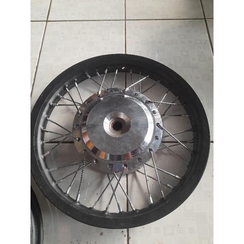 velg metic ring 14 jari jari , beat karbu ,beat f1 scopy vareo
