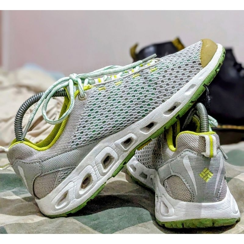 sepatu columbia outdoor/hiking size 39 insole 25(Preloved)