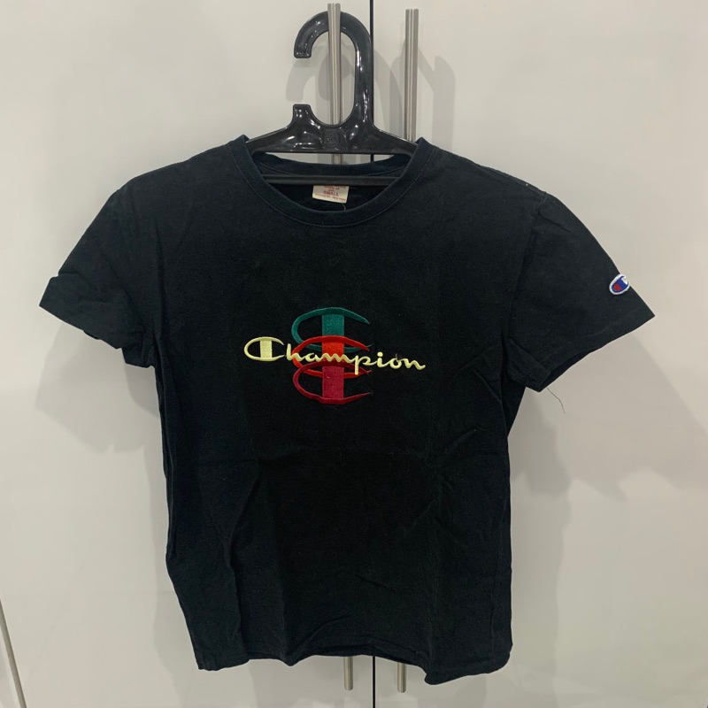 (Preloved) Baju kaos merk Champion | Thrift baju kaos branded murah