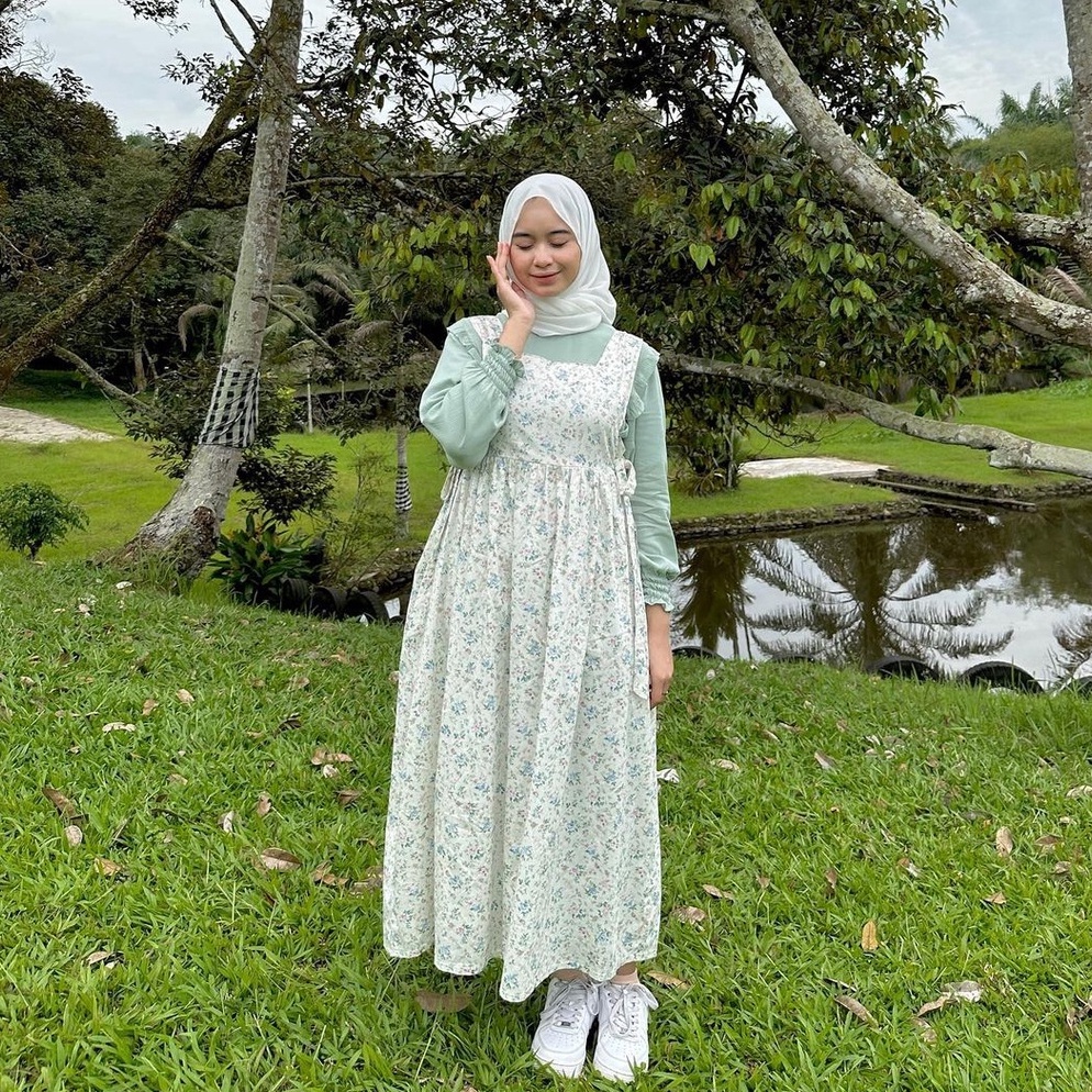 55READY Himari Midi Dress  Dress Midi Korea  Overall Motif Bunga Floral