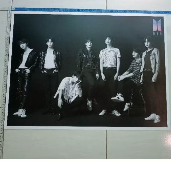 poster dinding/hiasan dinding kamar rumah dekorasi hobi (bts 2) jumbo 66x48cm