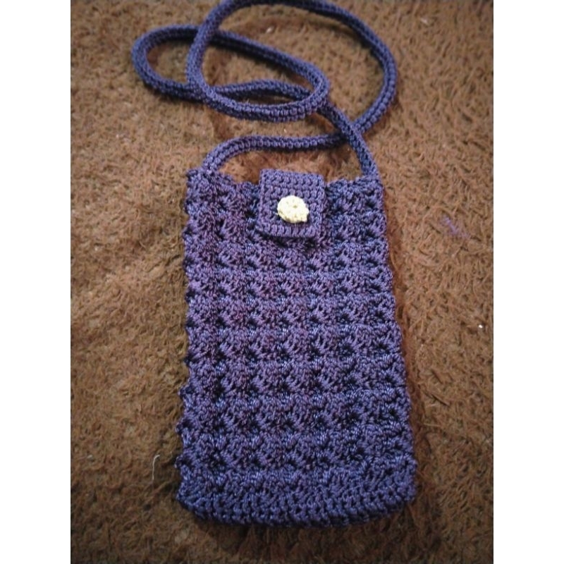 tas rajut hp  motif prada