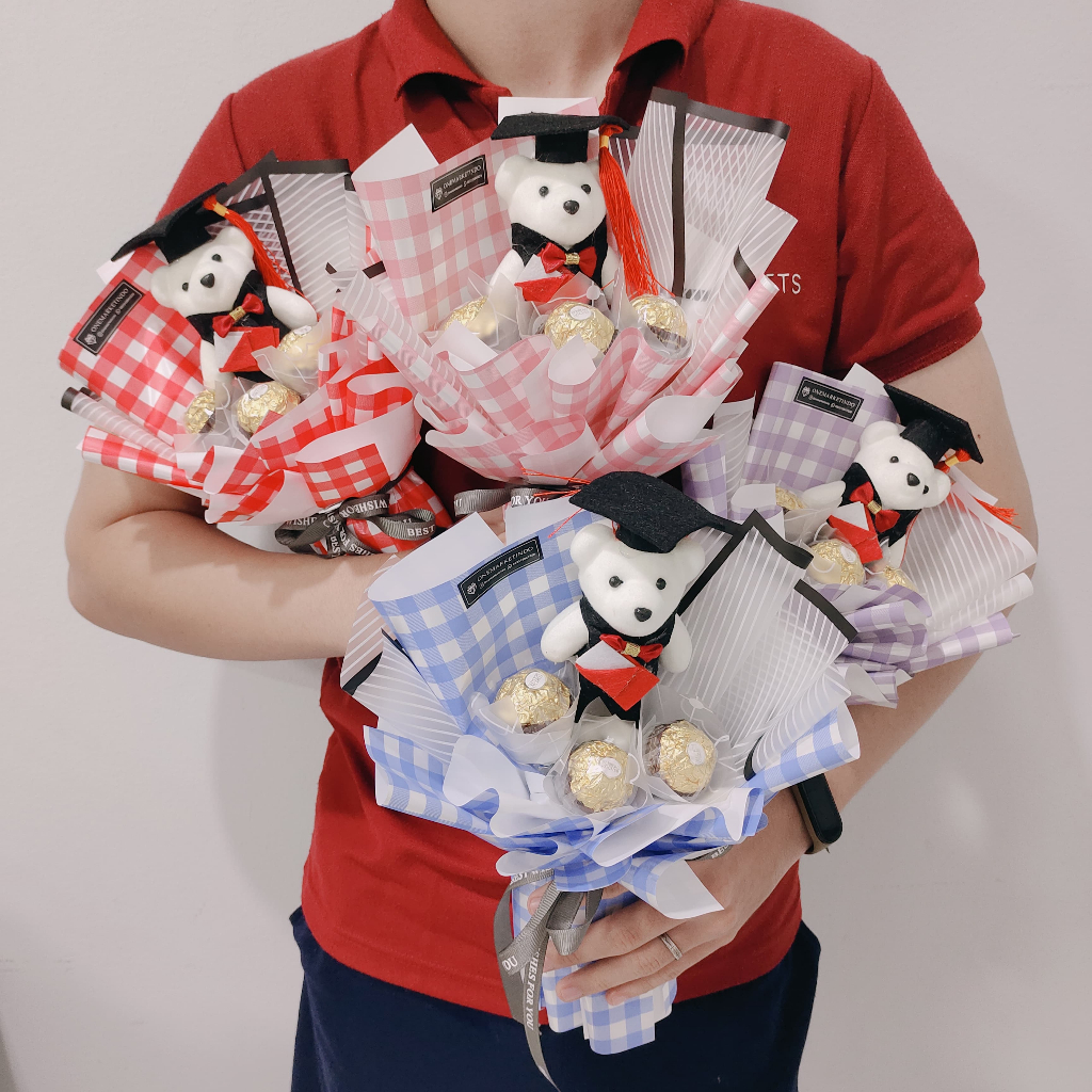 

Buket Bunga Wisuda - Bunga Matahari - Kado Guru Murah - Hadiah Graduation HW021