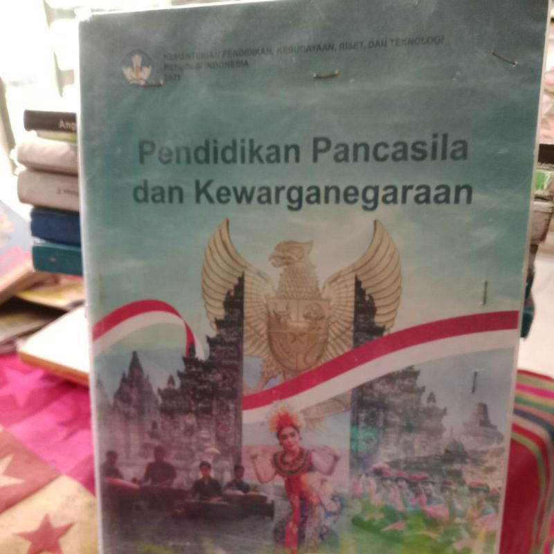 PPKN untuk SMP kelas 7/1 2021