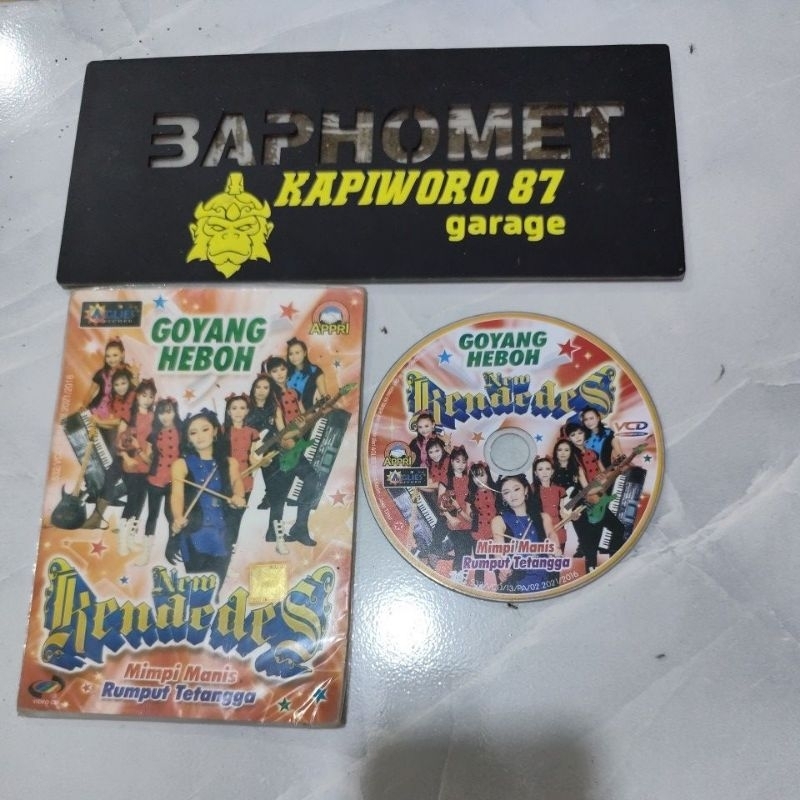 kaset VCD NEW KENDEDES..GOYANG HEBOH
