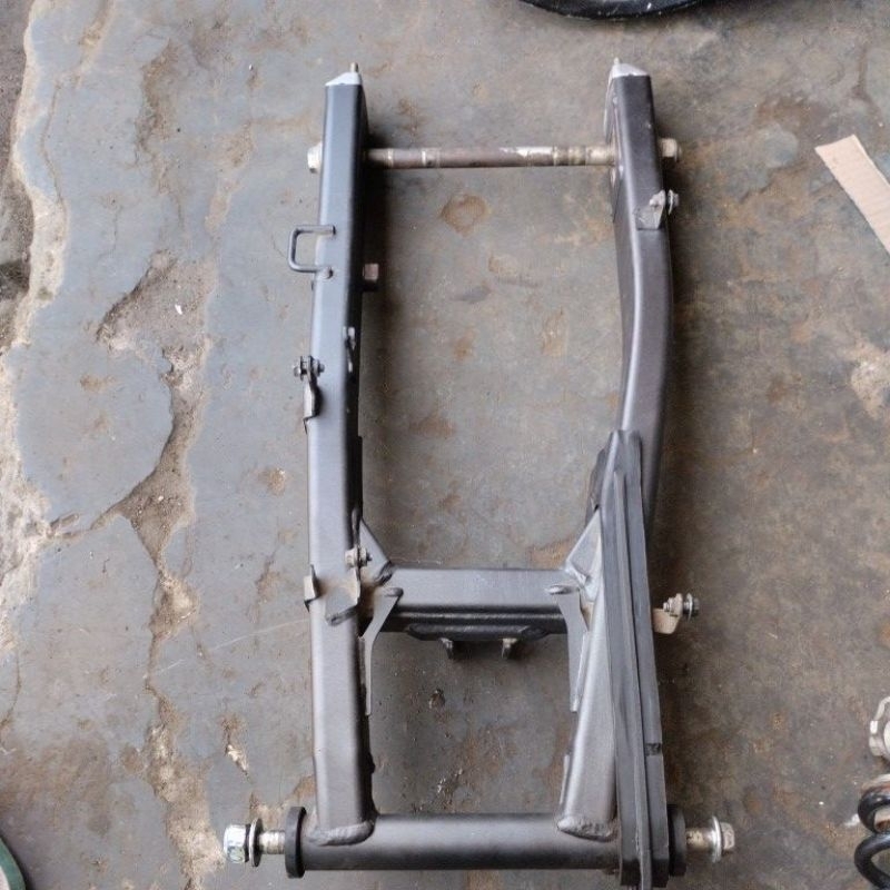 swing arm CB150R new CB150X original