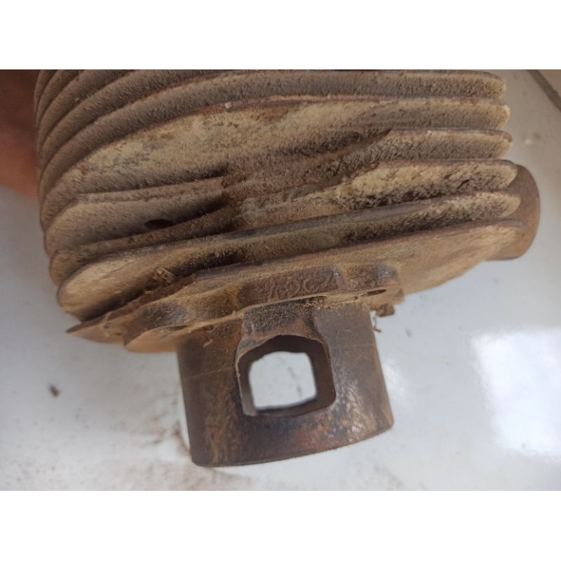 blok vespa super/sprint lubang 2 copotan