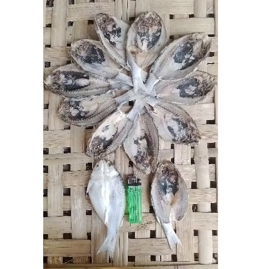 

1000gram./1kg.2in1.Ikan.Asin.Belanak.dan.Ikan.Asin.Belanak.belah.Rp.20.000.plus.bonus.ikan.asin.lain