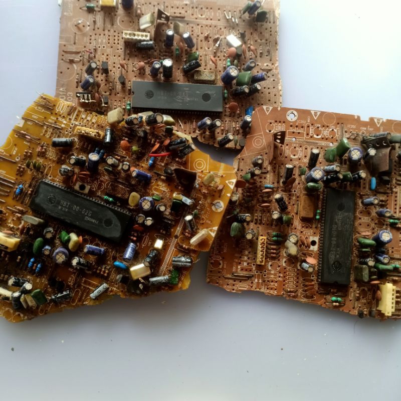 IC HBT-00-04G,IC HBT-00-02G,IC HBT-01-01G POLYTRON MASIH NEMPEL DI PCB DENGAN MEMORYNYA