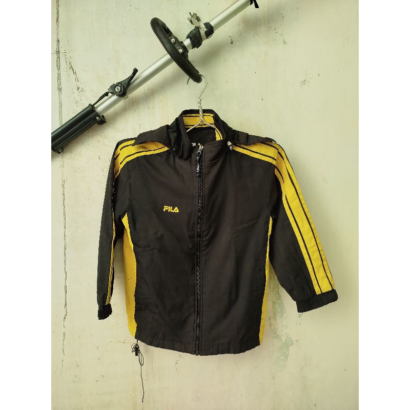Jaket Outdoor Sporty Anak Fila Original Second Preloved Branded Laki Laki Perempuan Windbreaker Wate