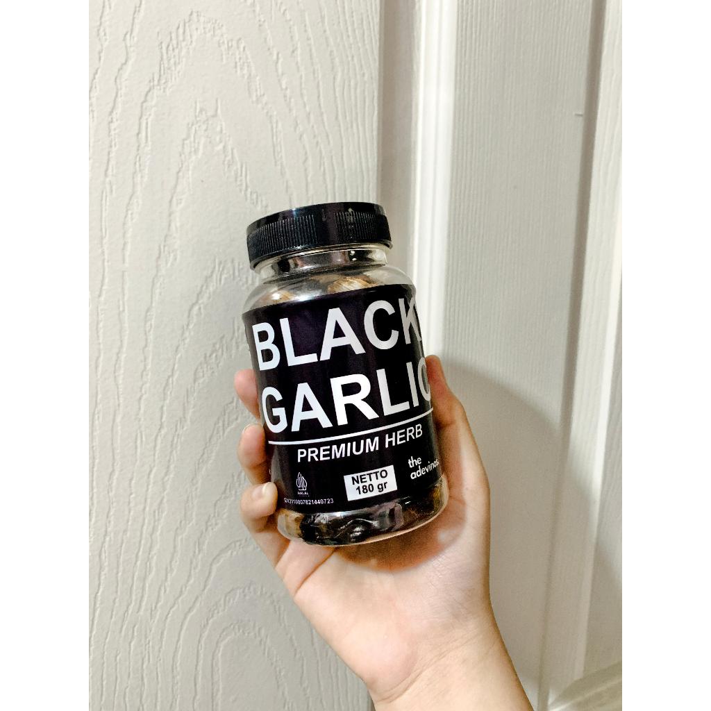 

MUTIARA BLACK GARLIC Bawang Hitam 1 Botol 180gr Isi 45-50 Siung