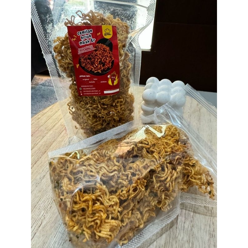 

MIE PEDAS bawang daun jeruk | kemasan 125gr