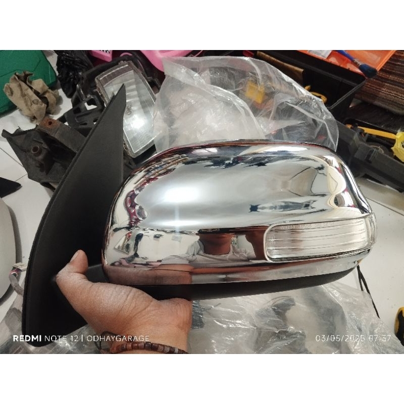 spion luxio sebelah kiri