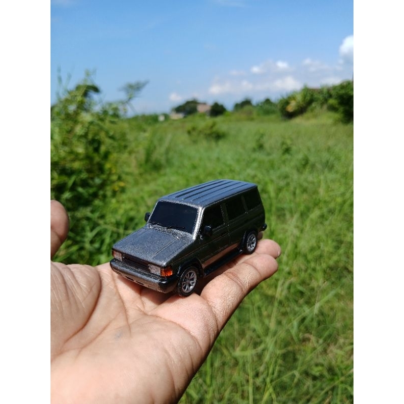 kijang super grand extra miniatur-diecast-mobil skala43