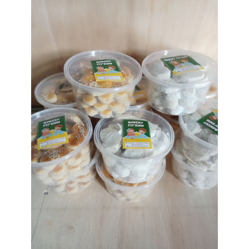 

kueker kacang