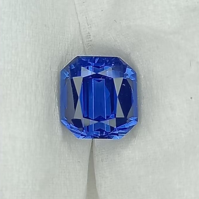 NATURAL BLUE SAPHIRE CYLONE SRILANKA 5.32 CRT LOSE STONE CLEAN EYE ISTIMEWAH CUSHION