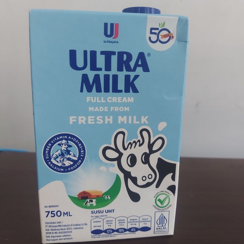 

Susu Cair UHT Ultra Milk Full Cream Made From Fresh Milk 750ml