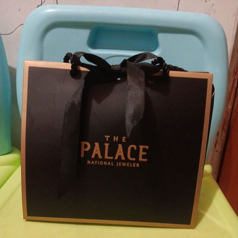 

paperbag the palace Ori new (baru beli awal mei 2025)