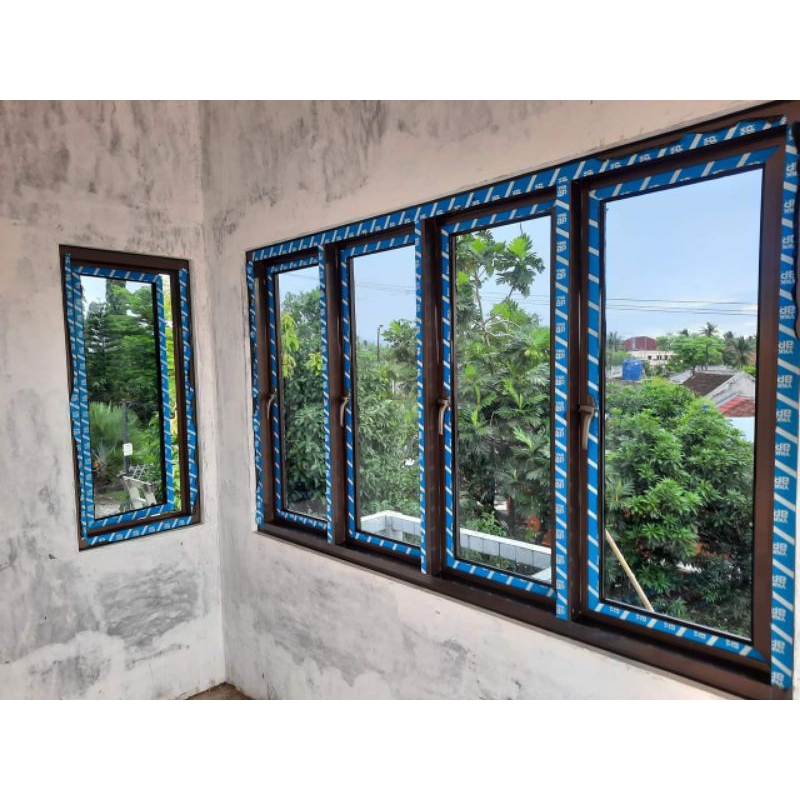 Jendela Gendong Aluminium swing merek Ykk