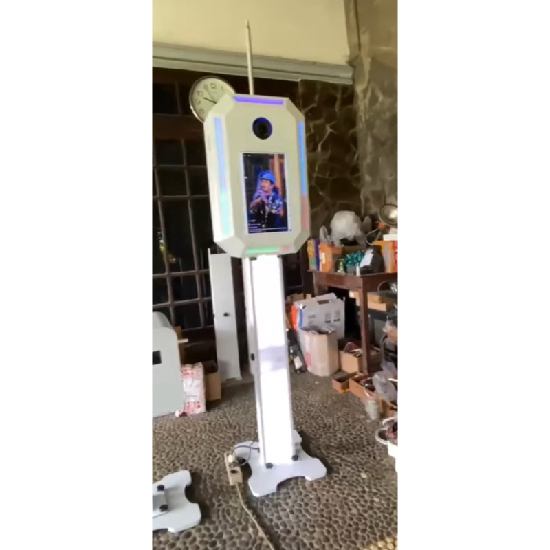 Box Photobooth + Monitor Toucscreen