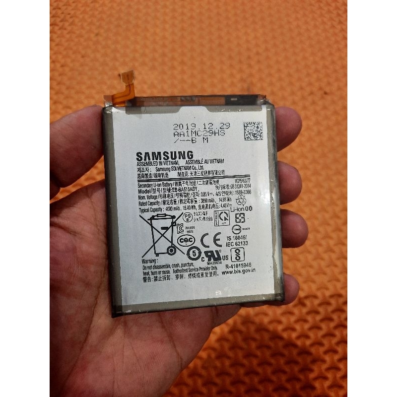 batrai samsung a51 copotan