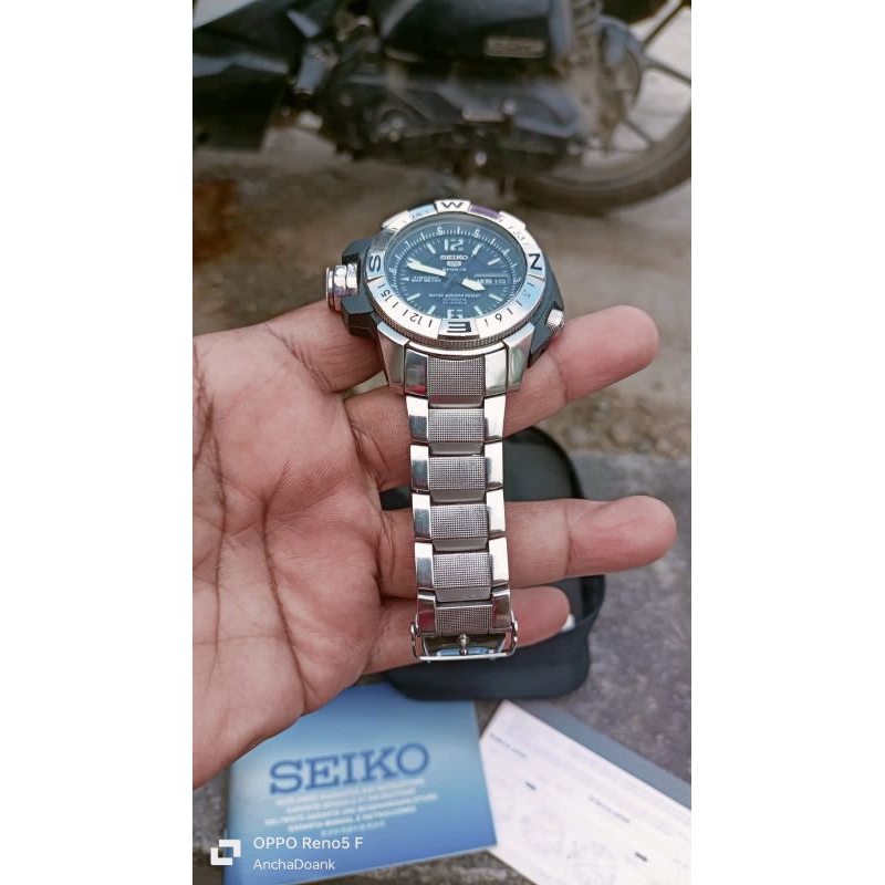 SEIKO 5 SPORTS SKZ225K1 MAPS METER automatic original