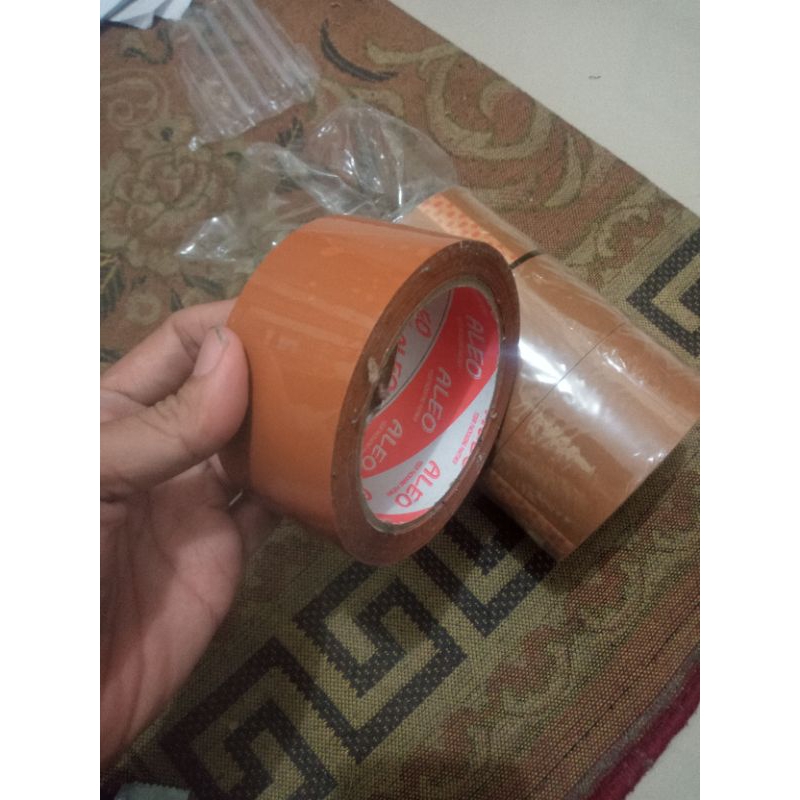 

lakban cokelat 100 yard