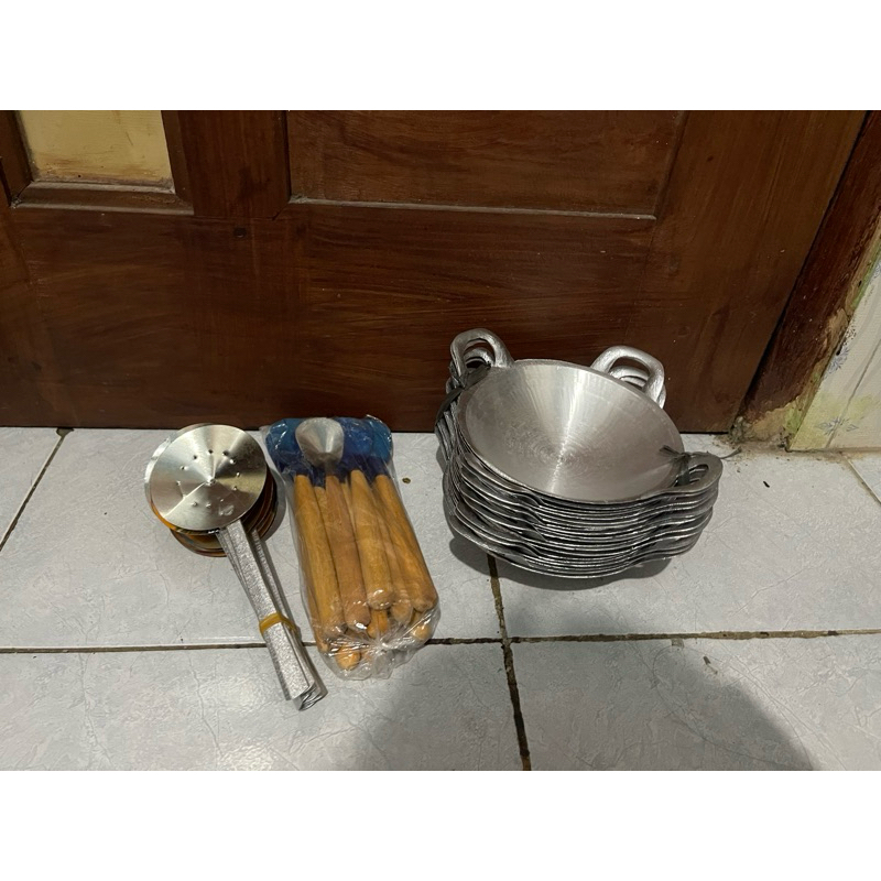 wajan mini 1  kodi Serok 1 Kodi Spatula 1 kodi