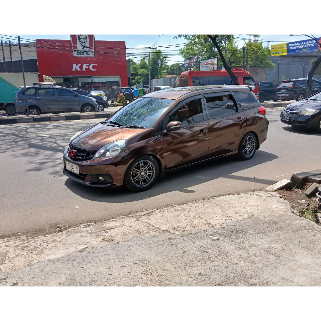 PAKET VELG PUS BAN ACCELER 185 65 R15 UNTUK MOBILIO USE VELG HSR BOON RING 15