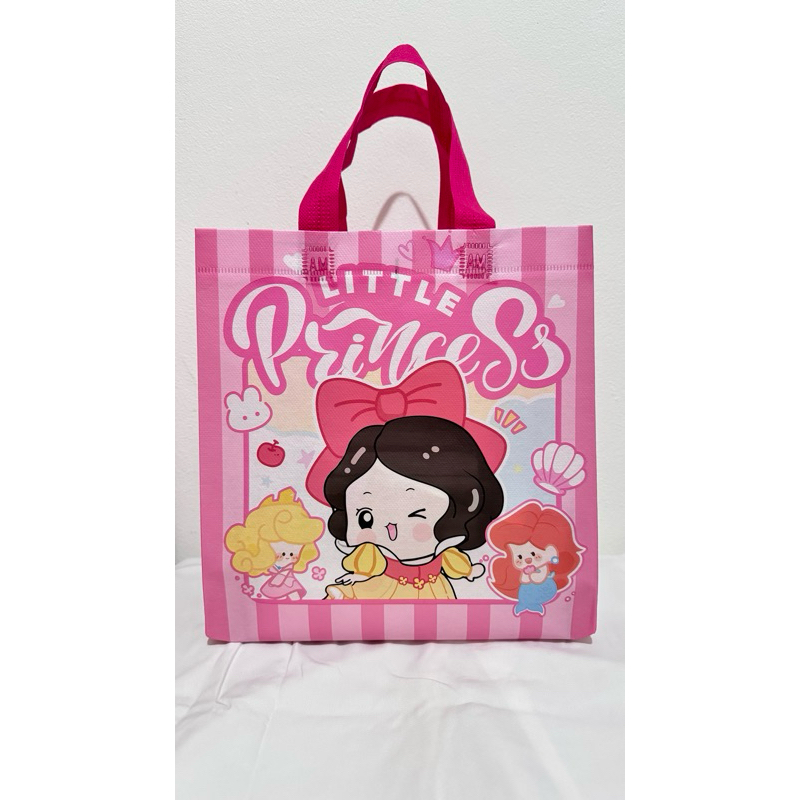 

Tas Spunbond Waterproof Tas Souvenir Tentengan Ulang Tahun Tas Belanja Tas Go Green