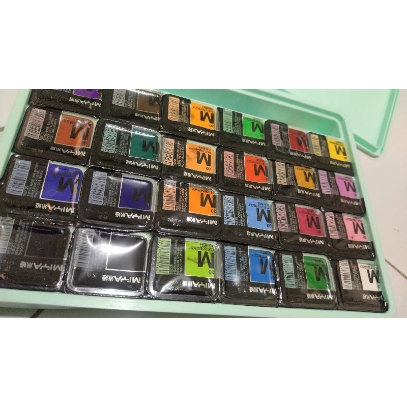 

Gouache 24 Colour 30ml Miya Himi (new) - hijau