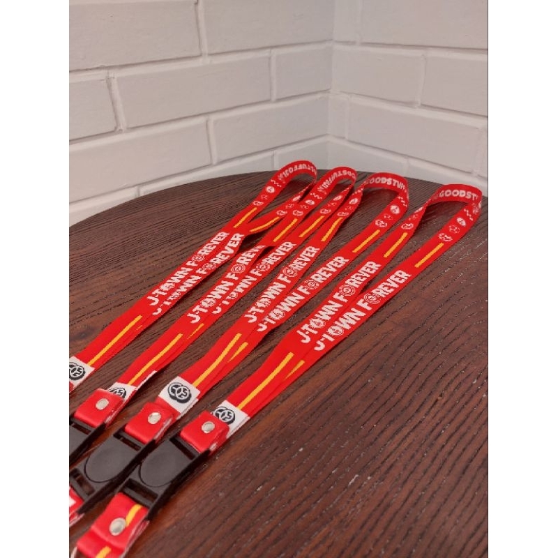

LANYARD J-TOWN FOREVER ( GOODSTUFF 021 )