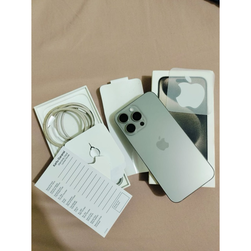 Iphone 15promax Natural Titanium