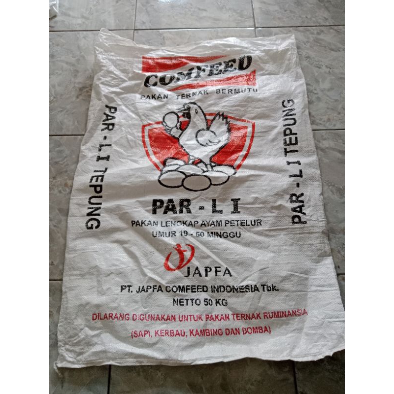 (Paket isi 5) Karung bekas pakan ayam 50 kg
