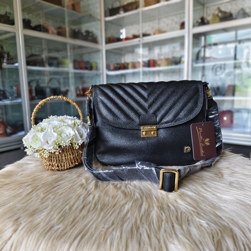 Tas Papillon k3345 warna hitam