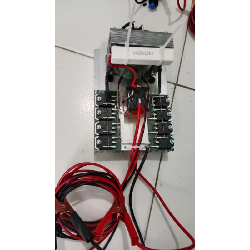 Inverter PAC 8 transistor