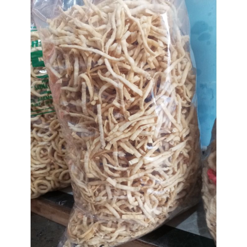 

Cukil Bawang gurih dan renyah berat 200 gram