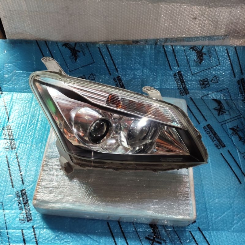 Headlamp Lampu Depan Isuzu Mux 2014-2015-2017 original