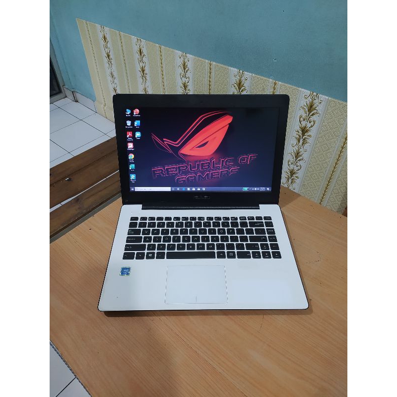 Laptop Asus x453