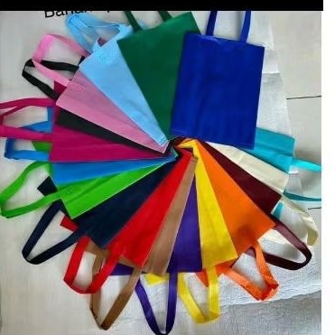 

SPUNDBOND PRESS LUSINAN 25*35*8