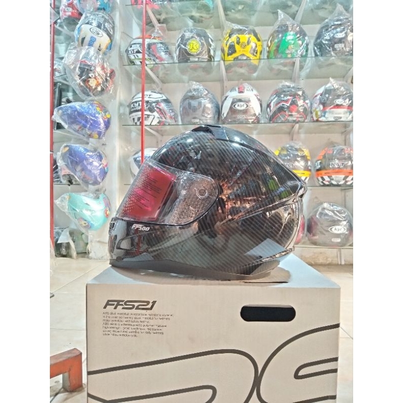 HELM RSV FS500 CARBON