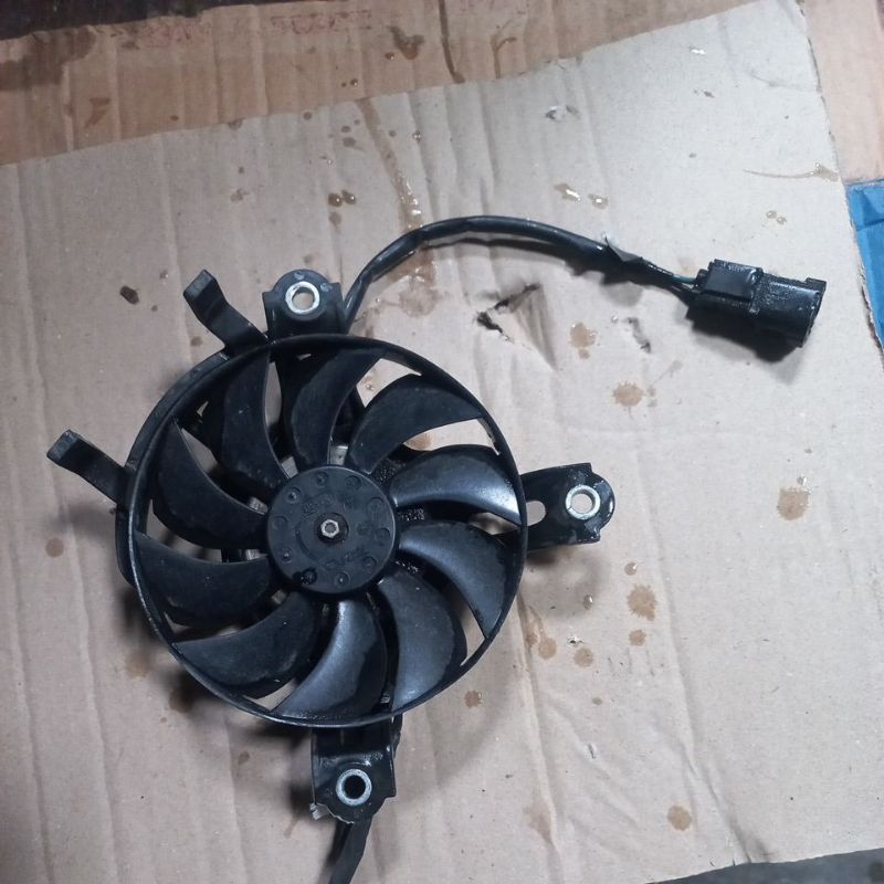 kipas radiator cbr 250R original