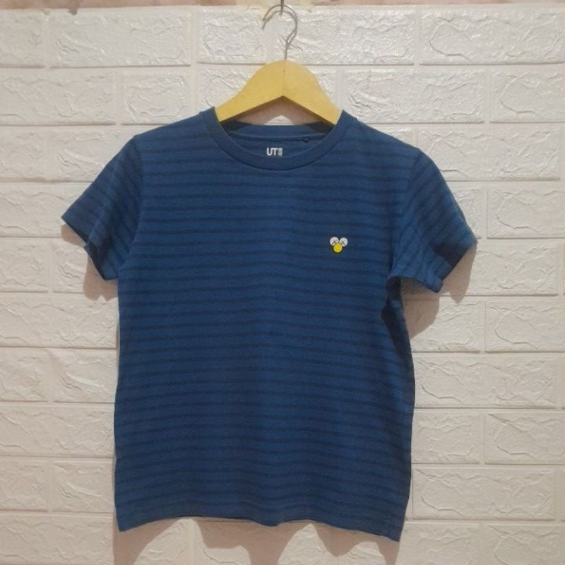kaos salur anak UNIQLO size 150 PL