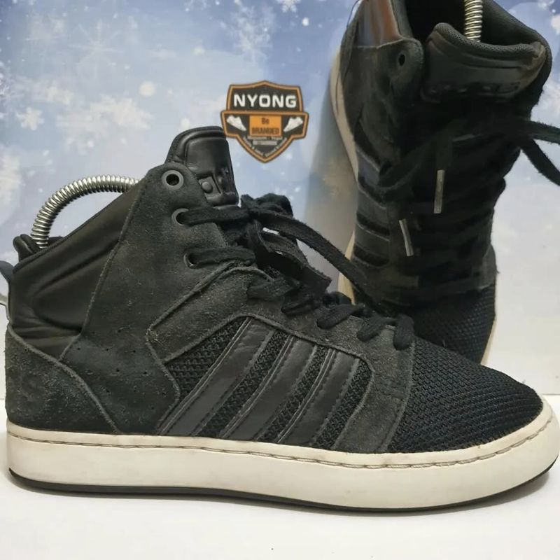 Sepatu Second Adidas Neo size 41