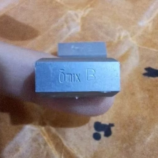 Anvil Omix OB-1 Original Jepang untuk Alar Swaging Pita Gergaji Bandsaw